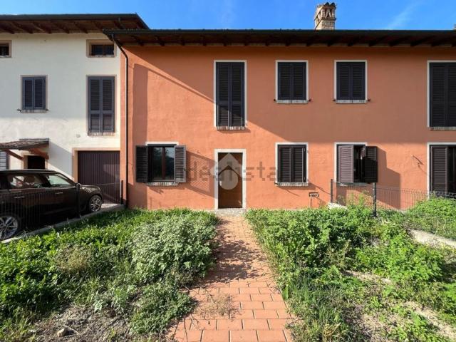 Casa in vendita a Cadeo, Reggio Emilia