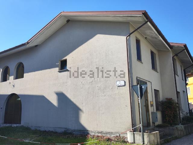 Casa in vendita a Cavazzo Carnico, Friuli-Venezia Giulia