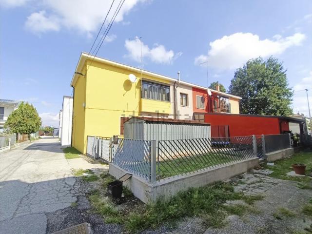 Casa in vendita a Borgo Dolomiti, Adria