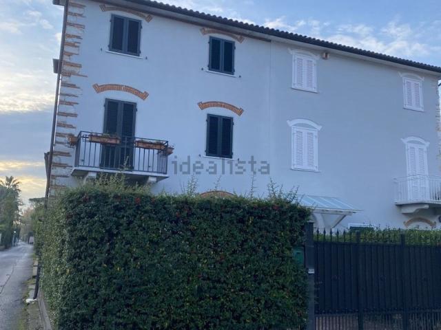 Casa in vendita a Caranna, Forte Dei Marmi