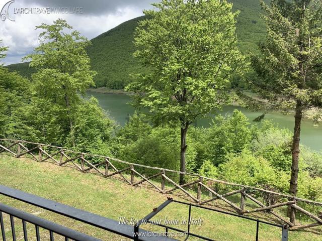 Casa in vendita a Unione di comuni Montana Lunigiana, Comano