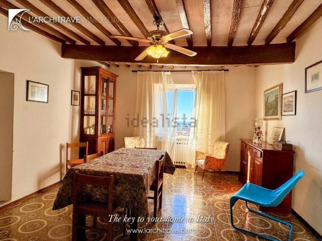 Casa in vendita a Larderello, Toscana