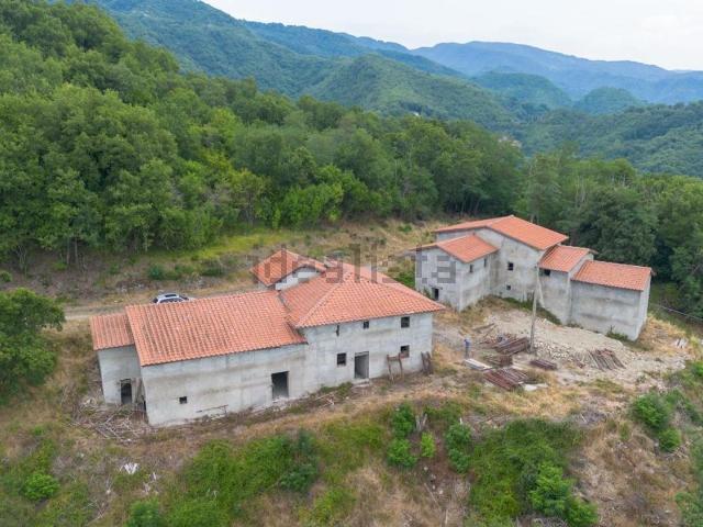 Casa in vendita a Vicchio, Toscana