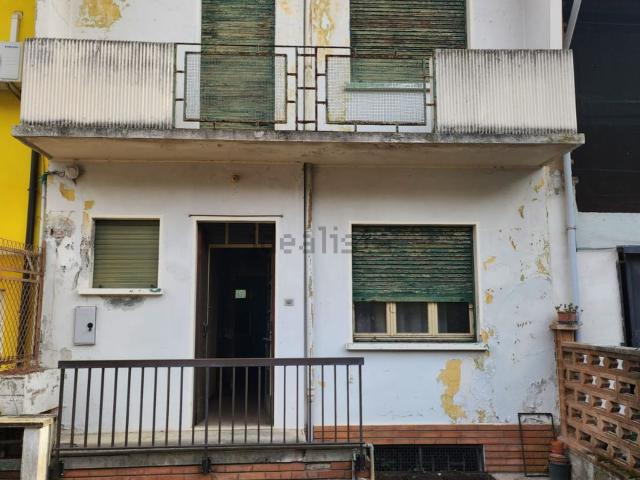 Casa in vendita a Cilavegna, Lombardia