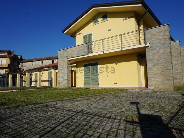 Casa in vendita a La Prada, Carrara