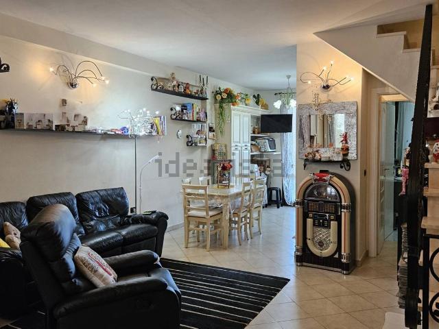 Casa in vendita a Colli al Metauro, Marche