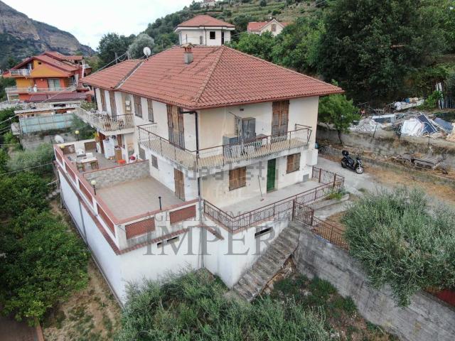 Casa in vendita a Bevera, Ventimiglia
