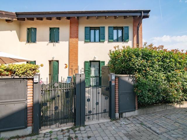 Casa in vendita a Villanova Sillaro, Lombardia
