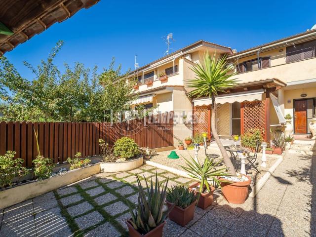 Casa in vendita a Perazzeta, Santa Marinella