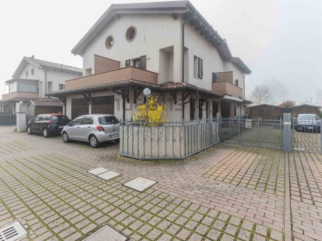 Casa in vendita a Unione Reno Galliera, San Pietro In Casale