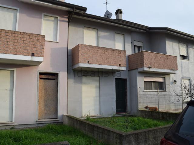 Casa in vendita a Porto Viro, Veneto