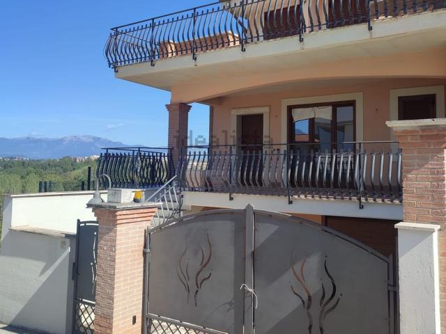 Casa in vendita a Ceccano, Lazio