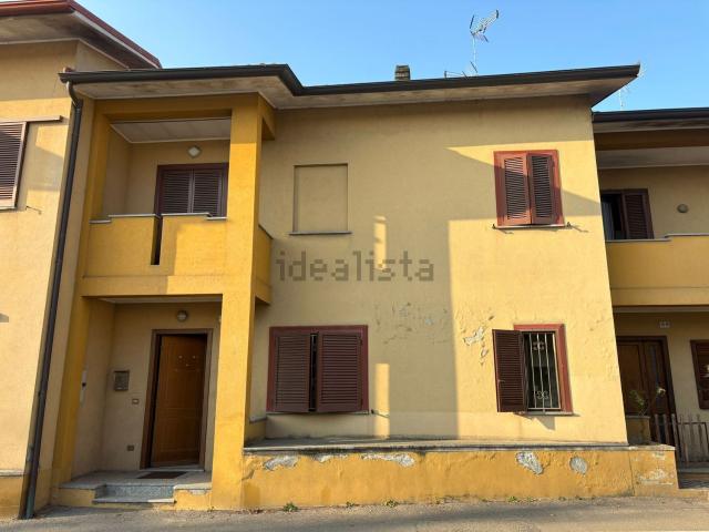 Casa in vendita a Dorno, Lombardia