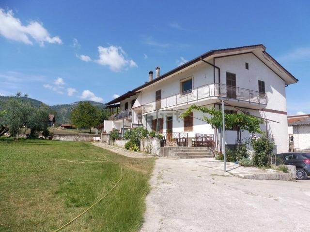 Casa in vendita a Amaseno, Lazio