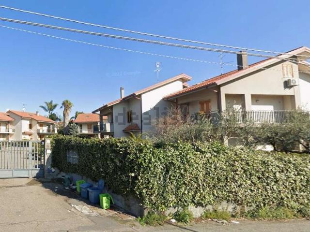 Casa in vendita a Aci Sant'antonio, Sicilia