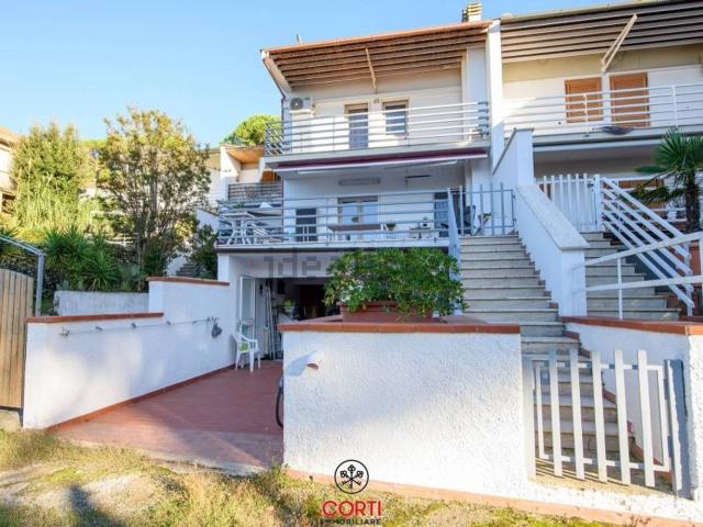 Casa in vendita a Puntone di Scarlino, Scarlino
