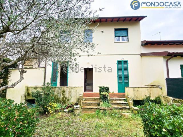 Casa in vendita a Marina di Pietrasanta, Pietrasanta