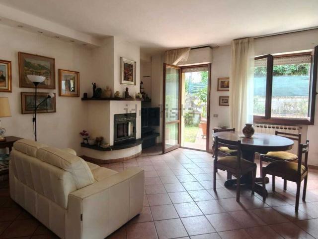Casa in vendita a Montale, Podenzana