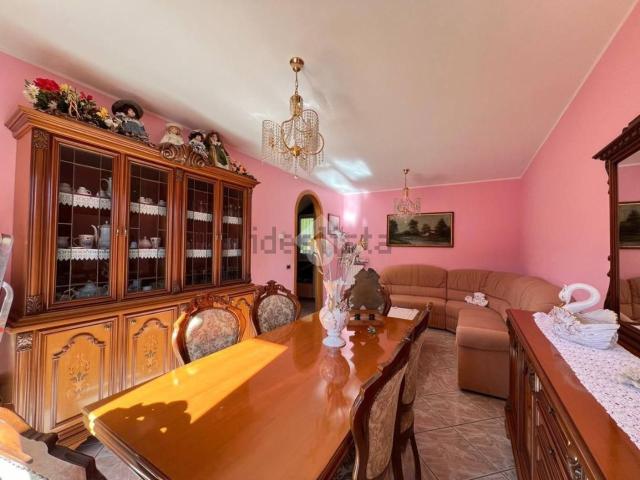 Casa in vendita a Clusone, Lombardia