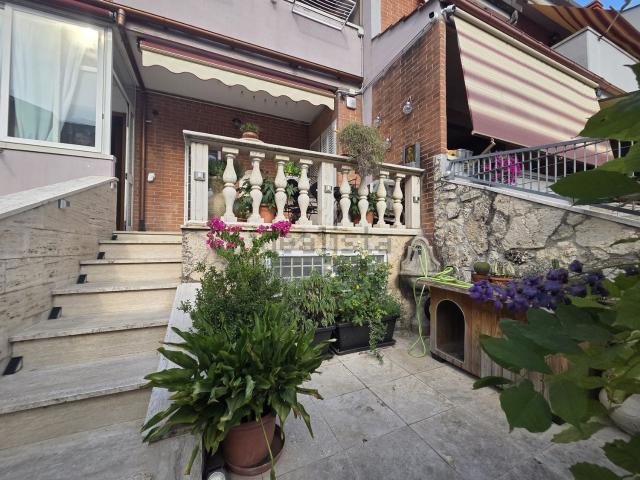 Casa in vendita a Guidonia Montecelio, Roma Capitale
