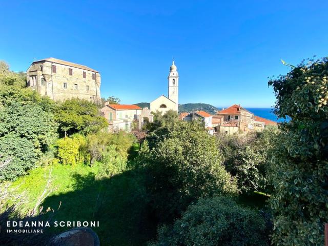 Casa in vendita a Andora, Liguria