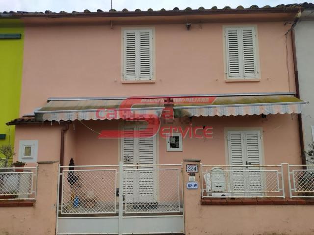 Casa in vendita a Bizzarrino, Monsummano Terme