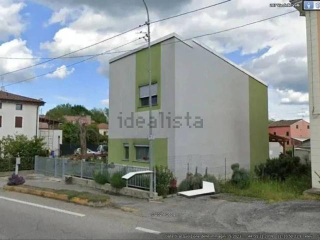Casa in vendita a Unione Comuni Modenesi Area Nord, Mirandola