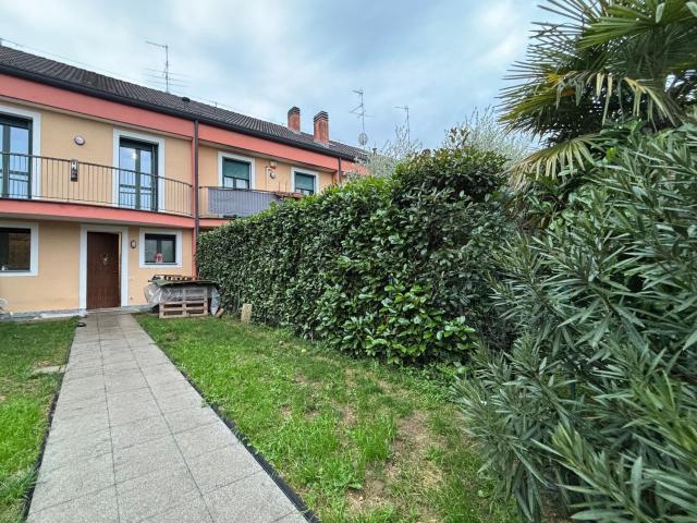Casa in vendita a Robecchetto, Robecchetto Con Induno