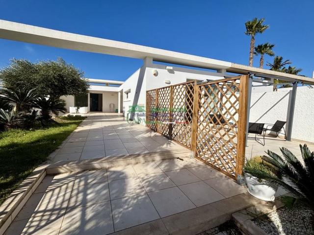 Casa in vendita a Ragusa, Sicilia