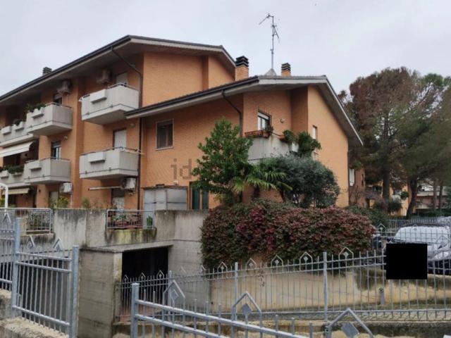 Casa in vendita a Piediripa, Macerata
