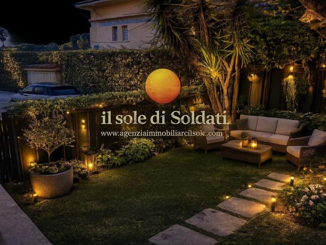 Casa in vendita a Marina di Massa, Marina Di Massa