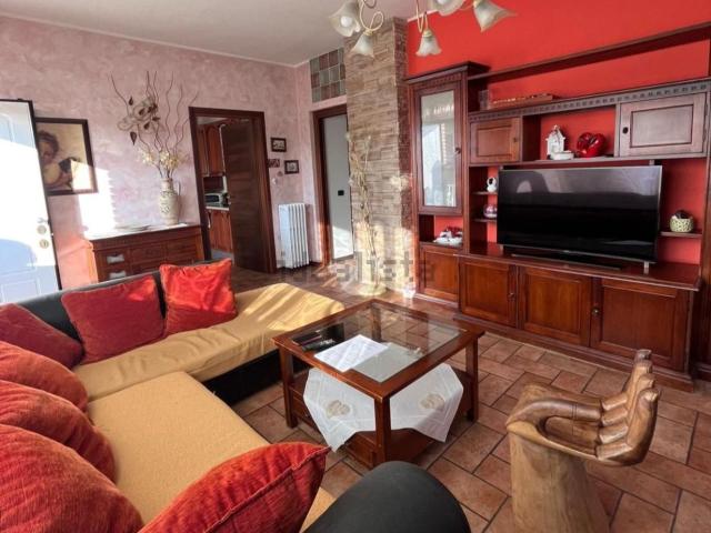 Casa in vendita a Alzano Lombardo, Lombardia