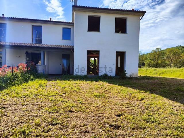 Casa in vendita a Bucine, Toscana