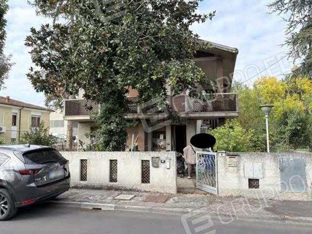Casa in vendita a Unione Terre e Fiumi, Reggio Emilia