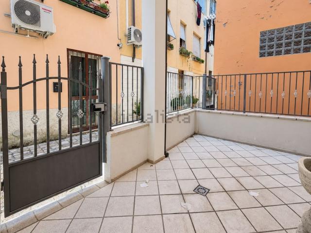 Casa in vendita a San Giovanni, Rimini