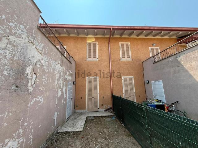 Casa in vendita a Verolavecchia, Brescia
