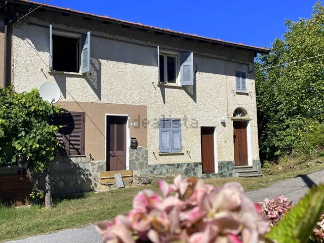 Casa in vendita a Roccavignale, Fracce