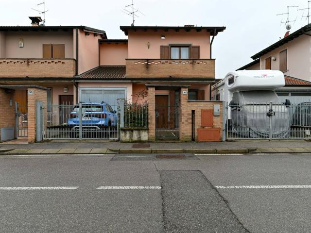 Casa in vendita a Agnadello, Lombardia