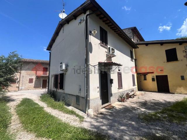 Casa in vendita a Spoleto, Umbria