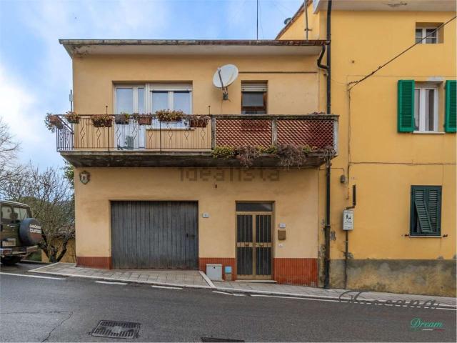 Casa in vendita a Monterotondo Marittimo, Toscana