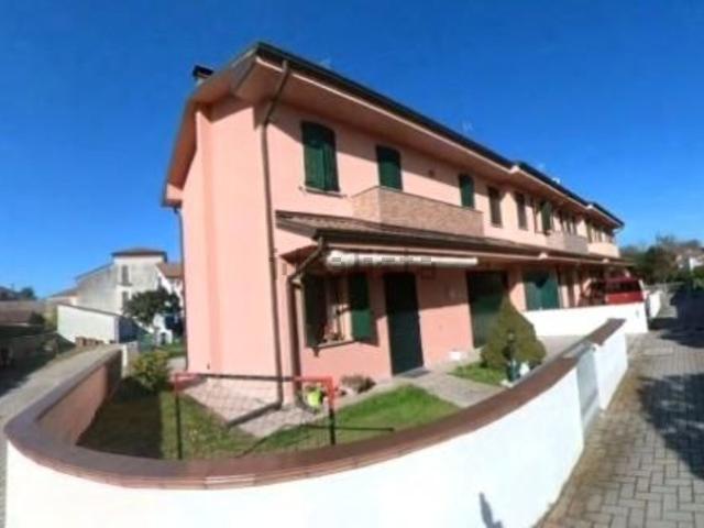 Casa in vendita a Trecenta, Rovigo
