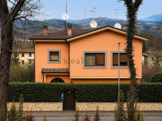 Casa in vendita a Borgo S.Antonio, Poggio Mirteto