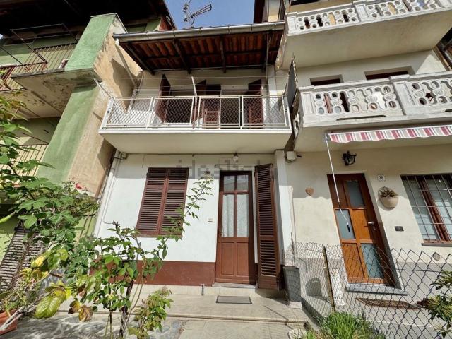 Casa in vendita a Uberti, Zumaglia