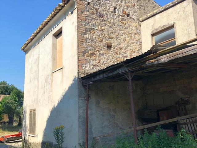 Casa in vendita a Roccascalegna, Abruzzo