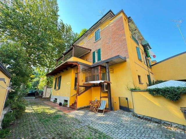 Casa in vendita a Casalecchio di Reno, Bologna