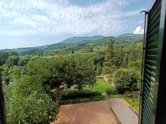 Casa in vendita a Cetona, Toscana