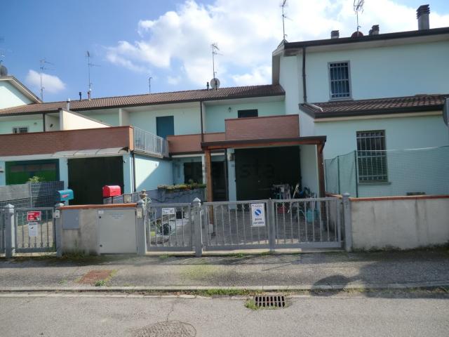 Casa in vendita a Ferrara, Reggio Emilia