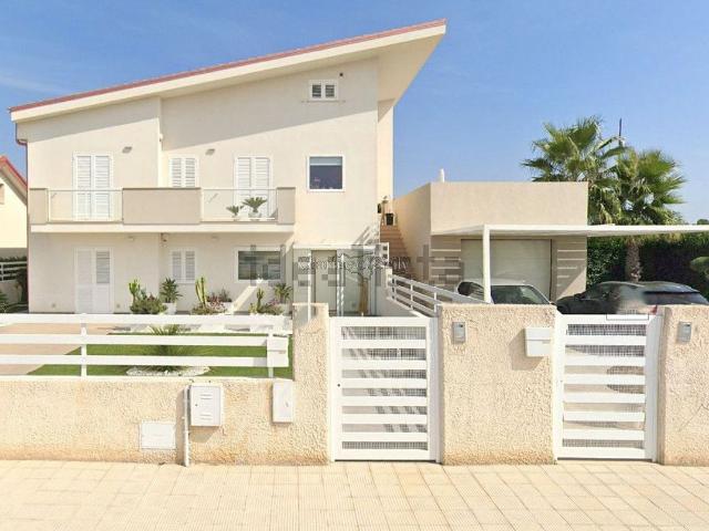 Casa in vendita a Pianetti, Ragusa