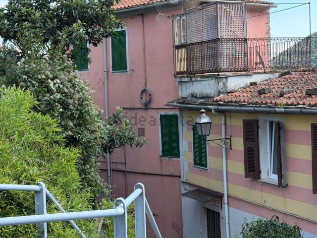 Casa in vendita a Biassa, La Spezia