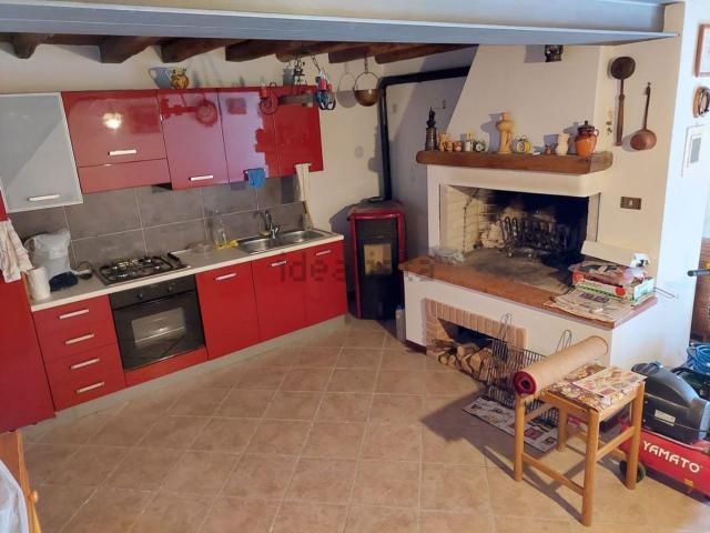 Casa in vendita a Pozzacchi, Valli del Pasubio
